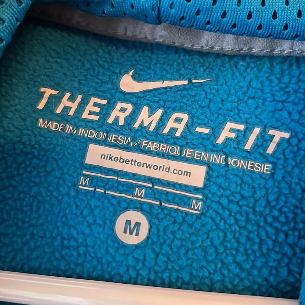 Nike therma fit Hoodie pullover sweatshirt boy size MED turquoise blue GUC